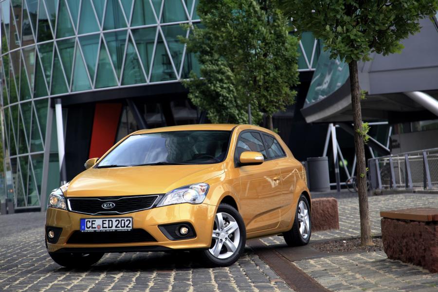  Kia pro_cee&rsquo;d EcoDynamics 2011 года  (фото 1 из 133)